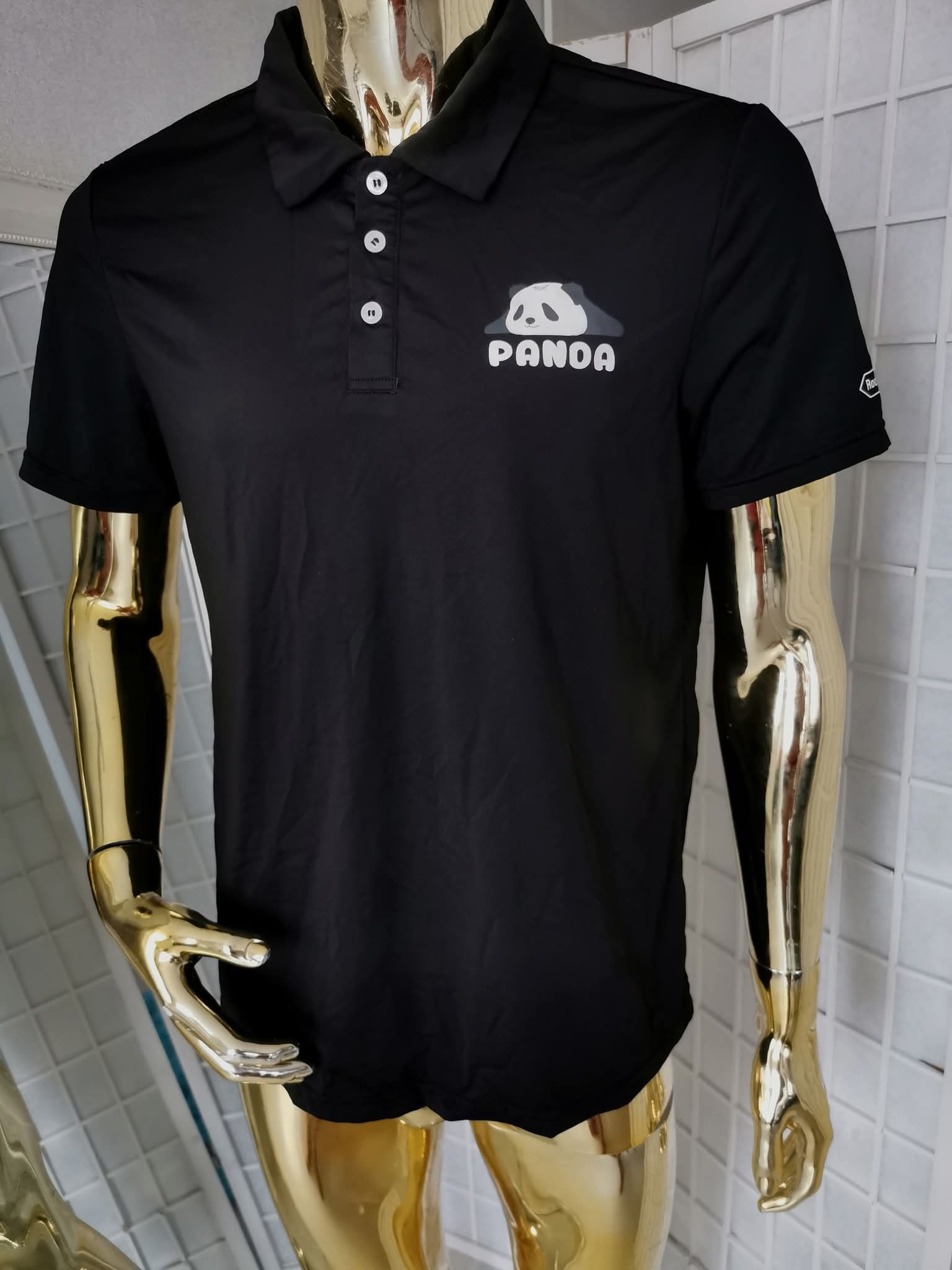 XL dydžio juodi polo marškinėliai